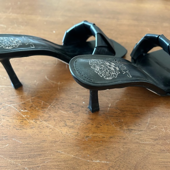 Vince Camuto kitten heel mule/sandal - Picture 4 of 7